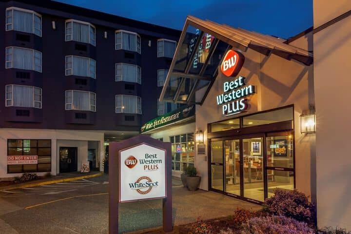 Hotel 64 of 66
