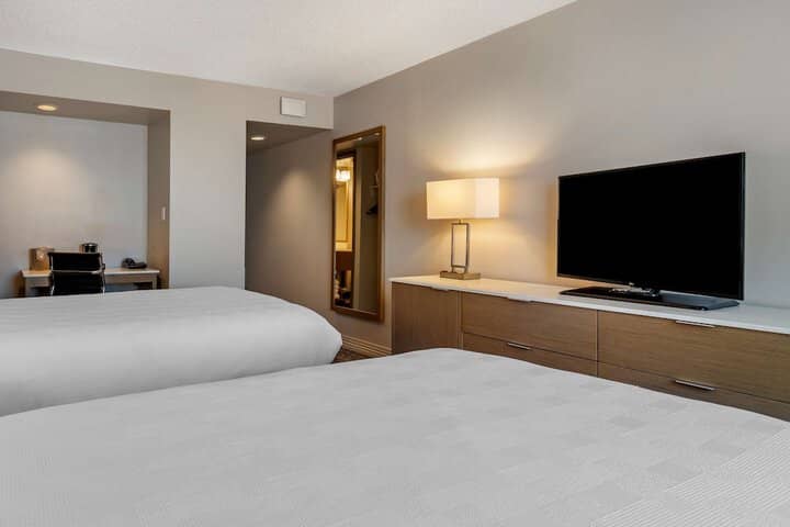 Room 12 of 66