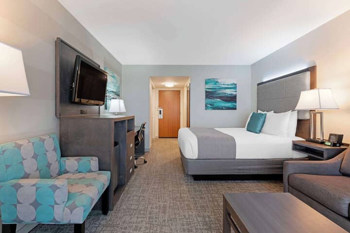 Room 15 of 68